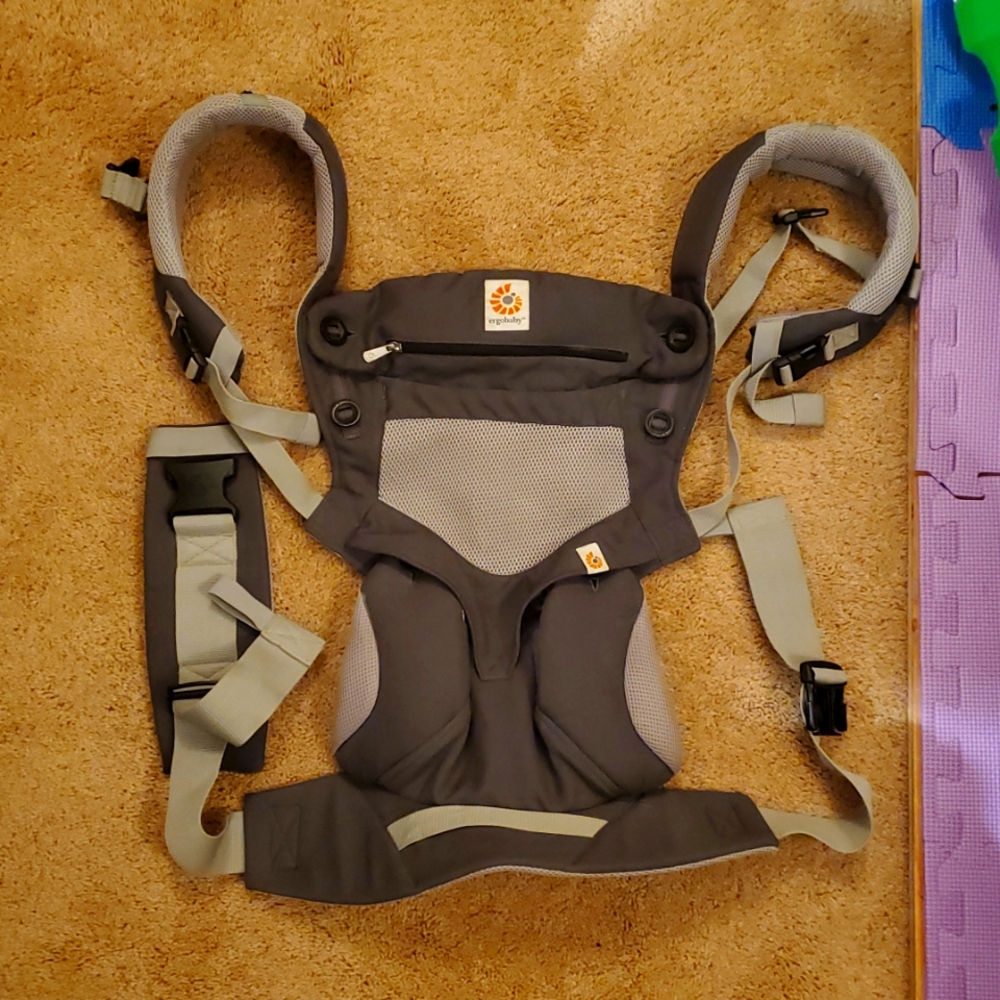Ergobaby Gray Bag Accessories with Ergonomic Design